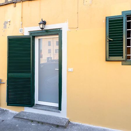 Livorno Yellow Apartament Near The Sea Exterior foto